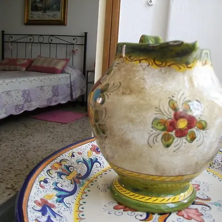 Antica Officina مانديلو ديل لاريو